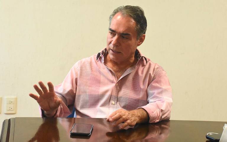 Ex gobernador de Morelos sufre fuerte accidente