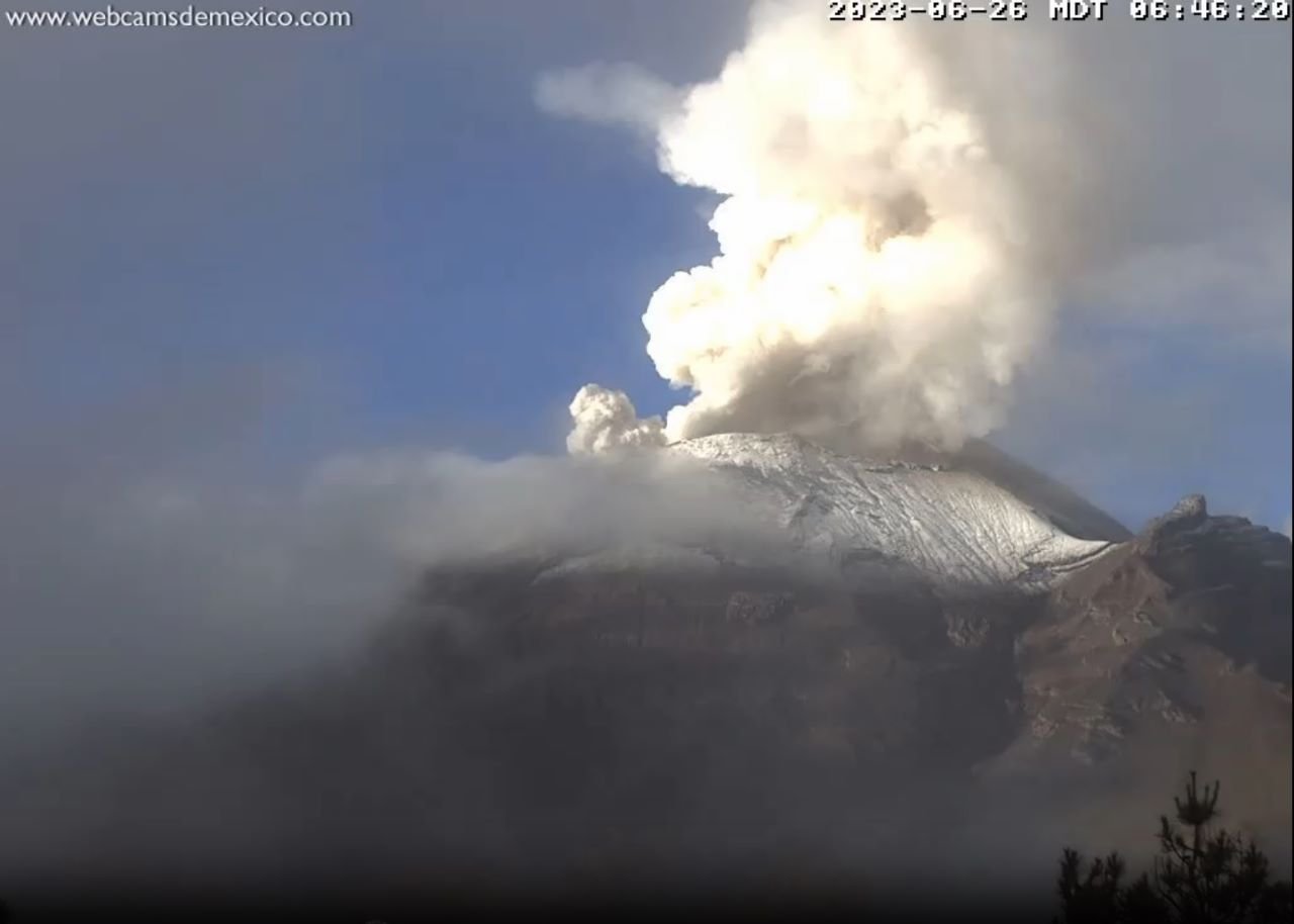 Baja a 14 exhalaciones el Popocatépetl - En la Loteria